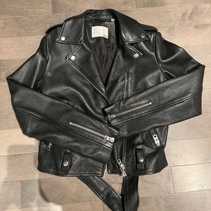 Aritzia Wilfred Free leather jacket